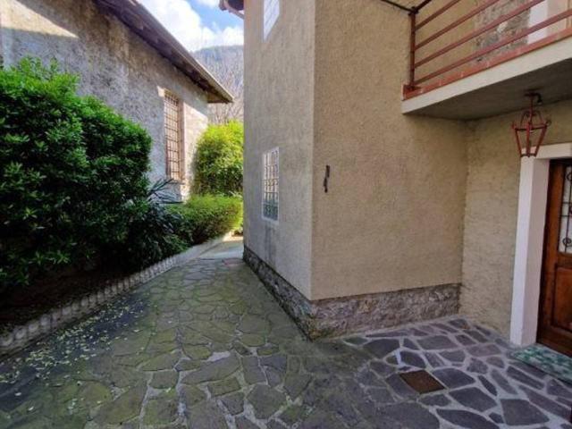 Villa Indipendente in vendita a Comunità montana della valle Camonica, Sonico