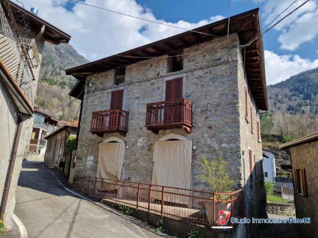 Villa Indipendente in vendita a Comunità montana della valle Camonica, Sonico