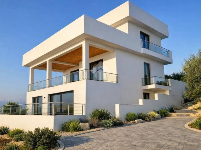 Villa Indipendente in vendita a Sonnino, Lazio