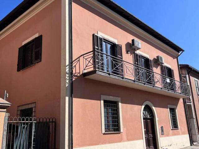 Villa Indipendente in vendita a Sora, Lazio