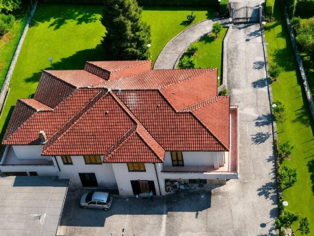Villa Indipendente in vendita a Sora, Lazio