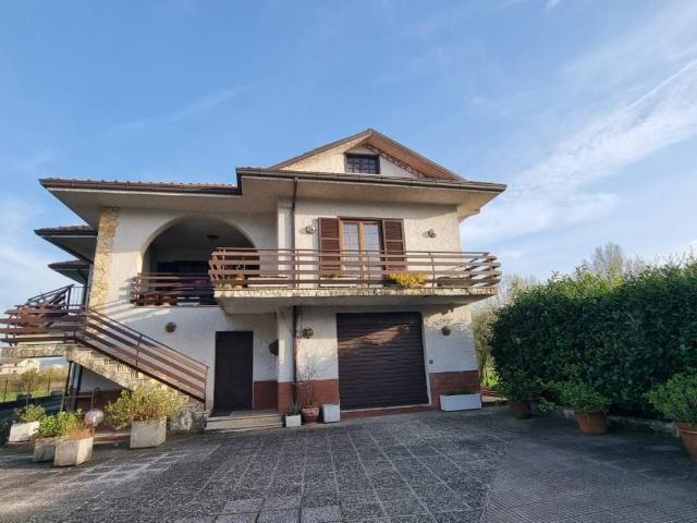 Villa Indipendente in vendita a San Giorgio, Sora