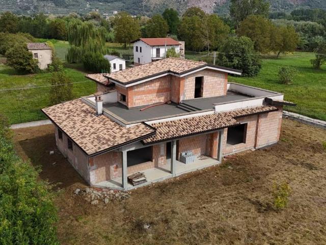 Villa Indipendente in vendita a Sora, Frosinone