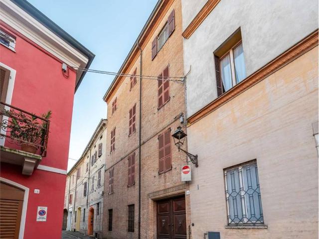 Villa Indipendente in vendita a Castellina San Pietro, Soragna