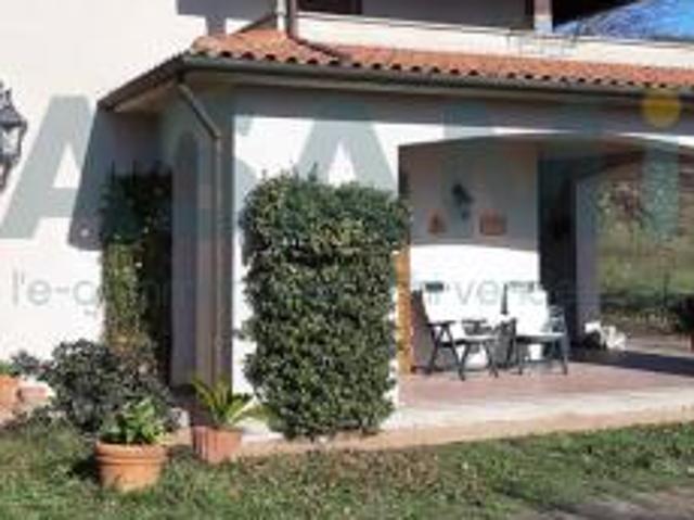 Villa Indipendente in vendita a Unione di Comuni Montani Colline del Fiora, Sorano
