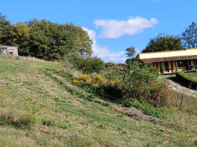 Villa Indipendente in vendita a Unione di Comuni Montani Colline del Fiora, Sorano