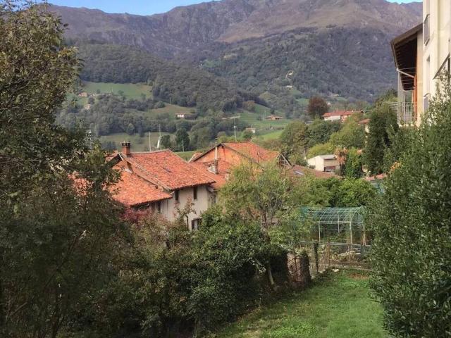 Villa Indipendente in vendita a Piemonte, Biella