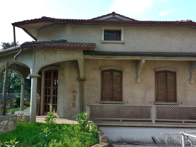 Villa Indipendente in vendita a Soresina, Lombardia
