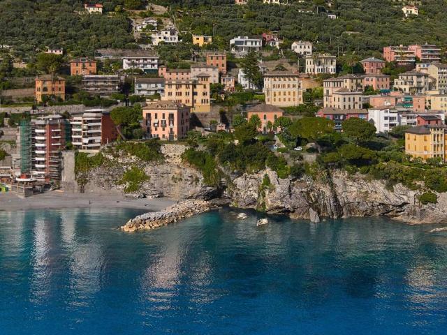 Villa Indipendente in vendita a Sant'Apollinare, Sori