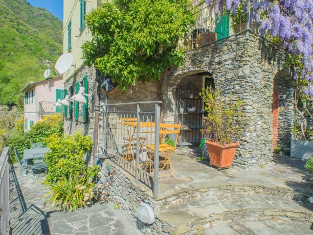 Villa Indipendente in vendita a Lago, Sori