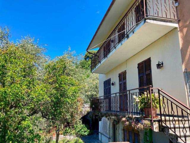 Villa Indipendente in vendita a Rupanego, Sori