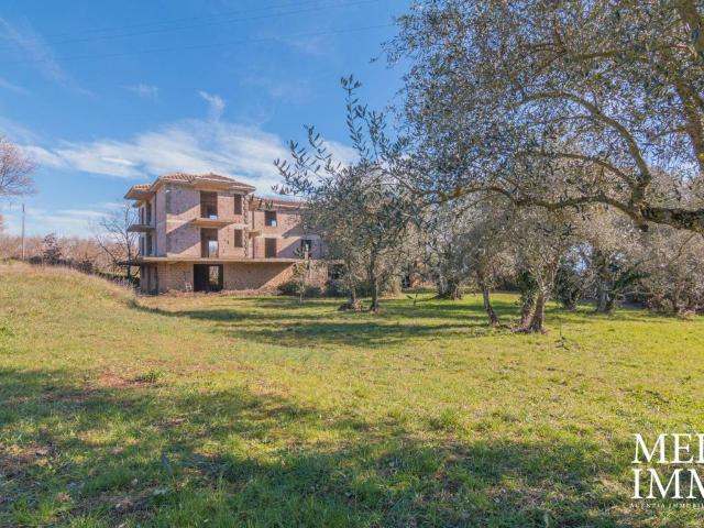 Villa Indipendente in vendita a Soriano Nel Cimino, Lazio