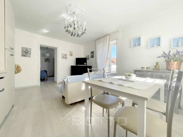 Villa Indipendente in vendita a Piemonte, Novara