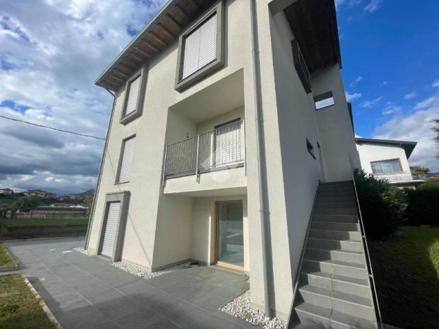 Villa Indipendente in vendita a Sorisole, Lombardia