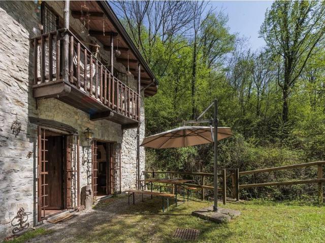 Villa Indipendente in vendita a Azzonica, Sorisole