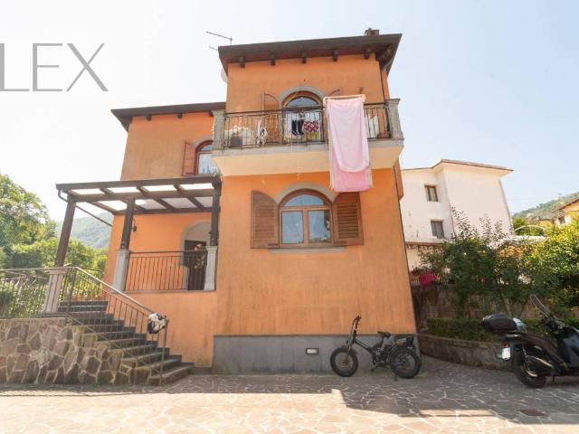 Villa Indipendente in vendita a Sorrento, Campania