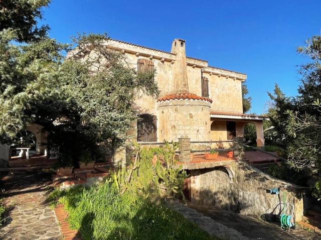Villa Indipendente in vendita a Sorso, Sardigna/Sardegna
