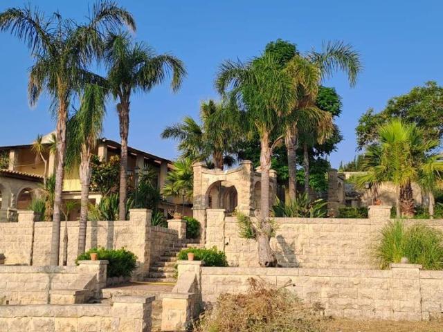 Villa Indipendente in vendita a Sortino, Sicilia