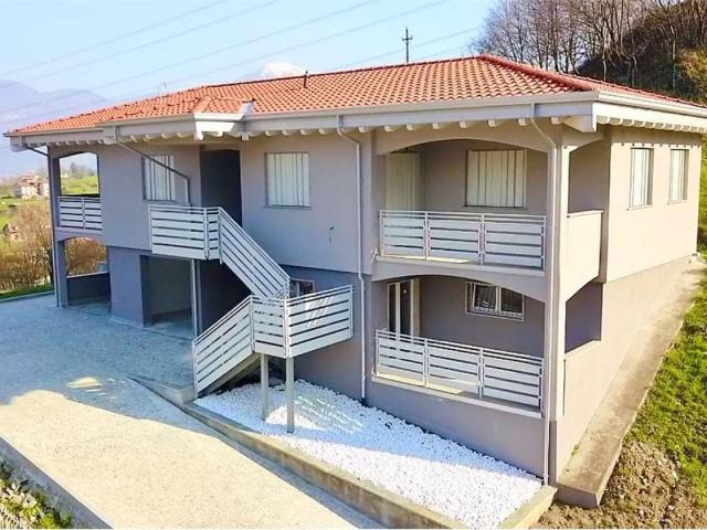 Villa Indipendente in vendita a Sovere, Lombardia
