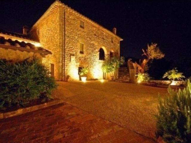 Villa Indipendente in vendita a Sovicille, Toscana