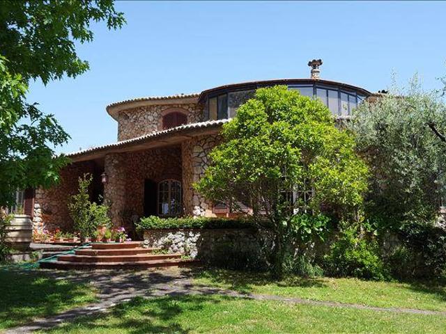 Villa Indipendente in vendita a Sovicille, Toscana