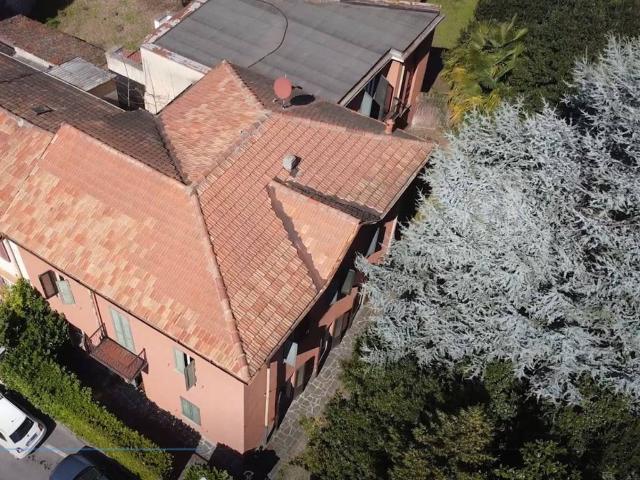 Villa Indipendente in vendita a Sovico, Lombardia