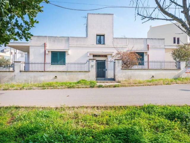 Villa Indipendente in vendita a Puglia, Lecce