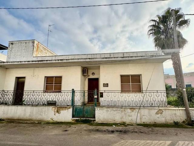 Villa Indipendente in vendita a Puglia, Lecce