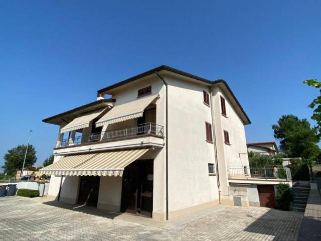 Villa Indipendente in vendita a Navello, Spello