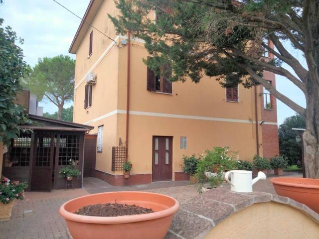 Villa Indipendente in vendita a Spello, Umbria
