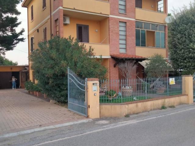 Villa Indipendente in vendita a Spello, Umbria