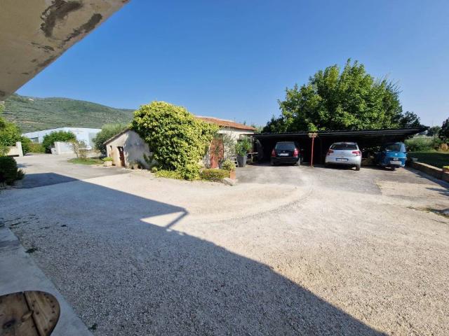 Villa Indipendente in vendita a Navello, Spello