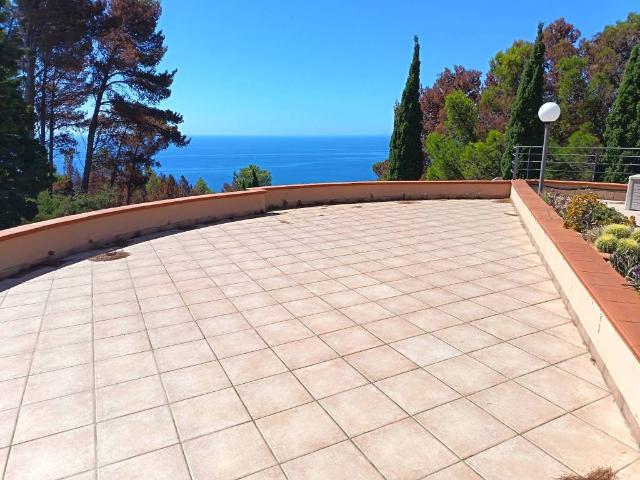 Villa Indipendente in vendita a Sperlonga, Latina