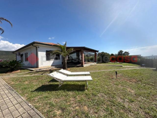 Villa Indipendente in vendita a Sperlonga, Lazio