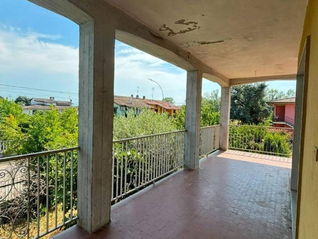 Villa Indipendente in vendita a Spessa, Lombardia