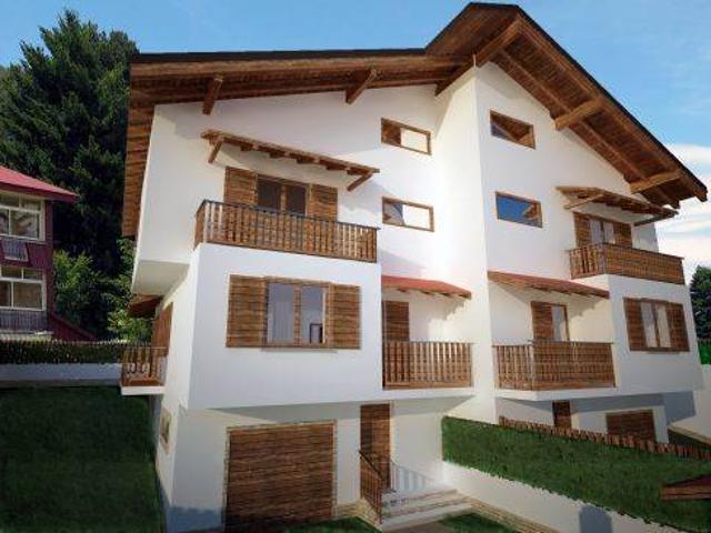 Villa Indipendente in vendita a Camigliatello Silano, Calabria