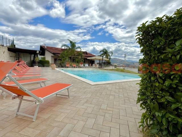 Villa Indipendente in vendita a Spigno Saturnia, Lazio