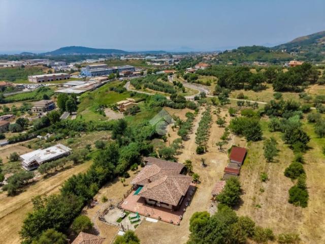Villa Indipendente in vendita a Spigno Saturnia, Lazio