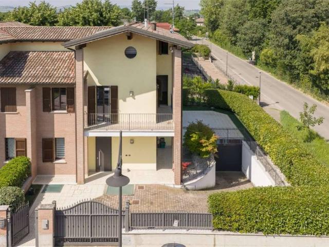 Villa Indipendente in vendita a Unione di comuni Terre di Castelli, Spilamberto