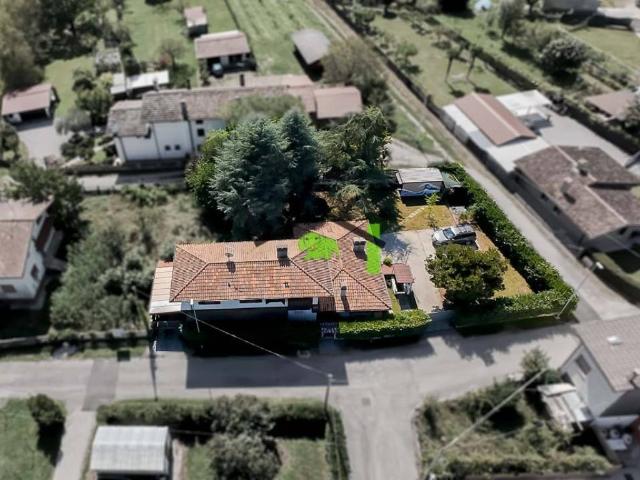 Villa Indipendente in vendita a Gradisca / Gradiscje, Spilimbergo / Spilimberc