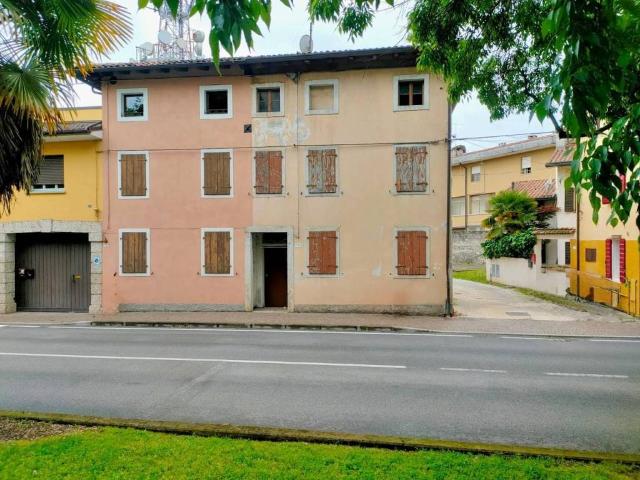Villa Indipendente in vendita a Spilimbergo, Friuli-Venezia Giulia