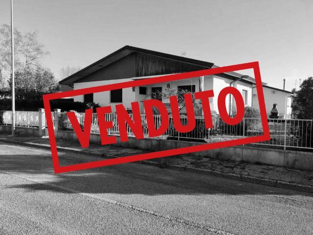Villa Indipendente in vendita a Spilimbergo, Friuli-Venezia Giulia