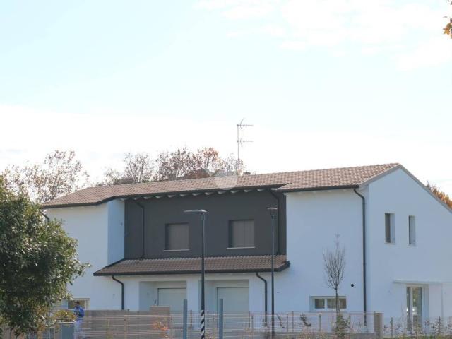 Villa Indipendente in vendita a Villaggio dei Fiori, Spinea