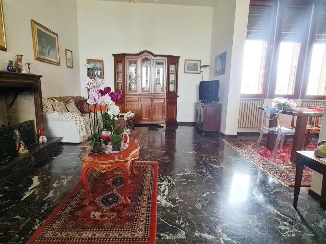 Villa Indipendente in vendita a Rossignago, Spinea