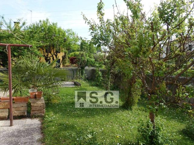 Villa Indipendente in vendita a Rossignago, Spinea