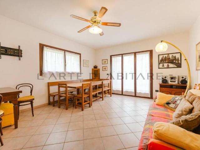 Villa Indipendente in vendita a Villaggio dei Fiori, Spinea