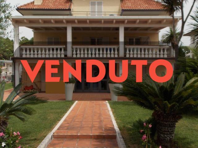 Villa Indipendente in vendita a Marche, Ascoli Piceno