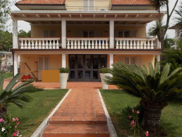 Villa Indipendente in vendita a Marche, Ascoli Piceno