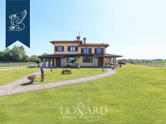 Villa Indipendente in vendita a Spirano, Lombardia