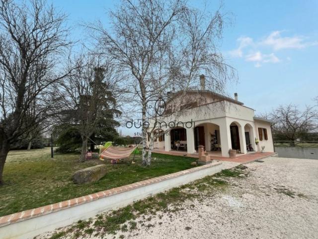 Villa Indipendente in vendita a Camporoppolo, Spoleto